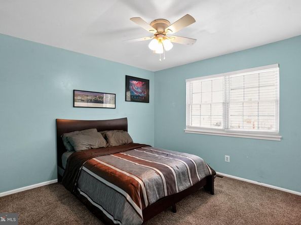 8 Barrel Stave Circle, Horsham PA 19044
