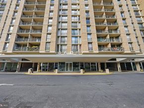 4600 S Four Mile Run Drive 321, Arlington VA 22204