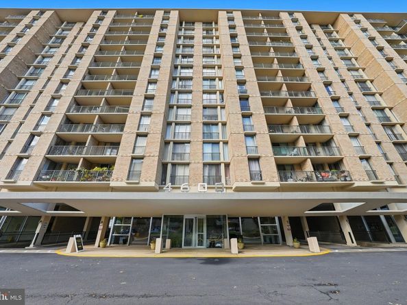 4600 S Four Mile Run Drive 321, Arlington VA 22204