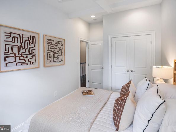 3806 4TH Street NW, Washington DC 20011