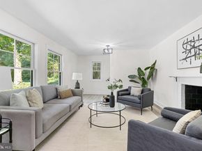 6353 Crosswoods Drive, Falls Church VA 22044