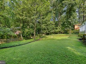 6353 Crosswoods Drive, Falls Church VA 22044