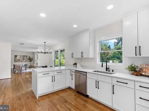6353 Crosswoods Drive, Falls Church VA 22044