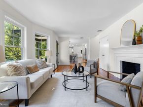 6353 Crosswoods Drive, Falls Church VA 22044