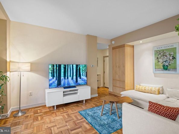 5112 Macarthur Boulevard NW 2, Washington DC 20016