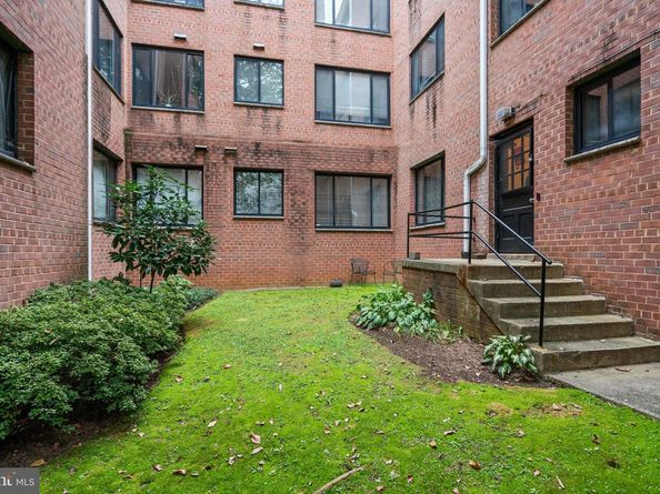 5112 Macarthur Boulevard NW 2, Washington DC 20016