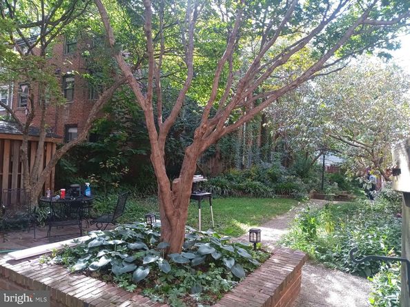 222 Monroe Street, Philadelphia PA 19147