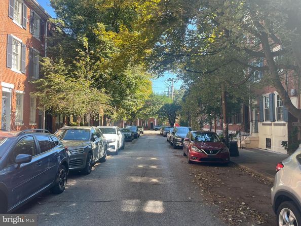 222 Monroe Street, Philadelphia PA 19147