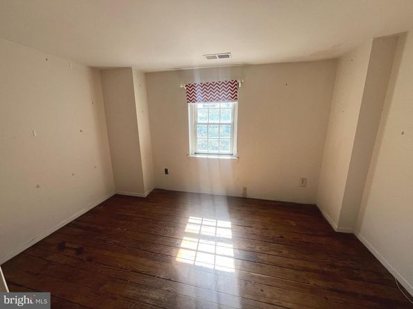 222 Monroe Street, Philadelphia PA 19147
