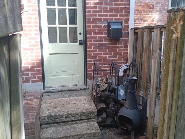 222 Monroe Street, Philadelphia PA 19147