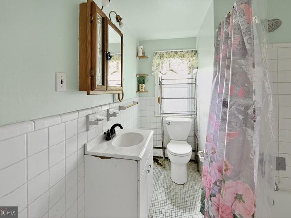 539 Pershing, Collingdale PA 19023