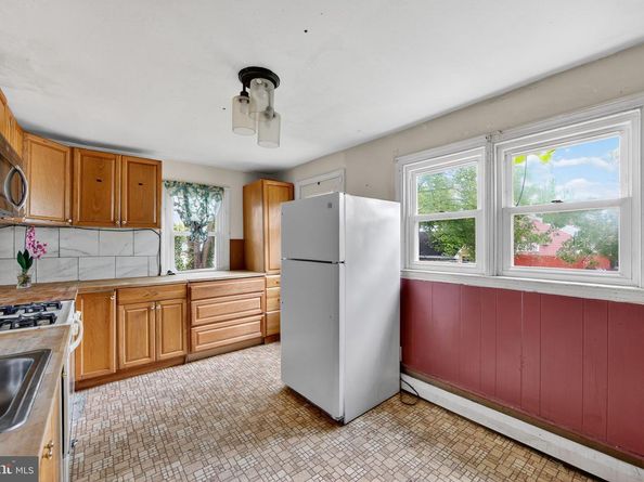 539 Pershing, Collingdale PA 19023
