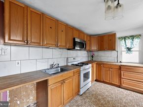 539 Pershing, Collingdale PA 19023