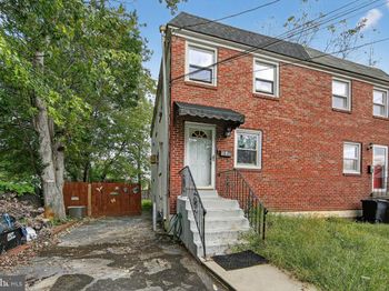 539 Pershing