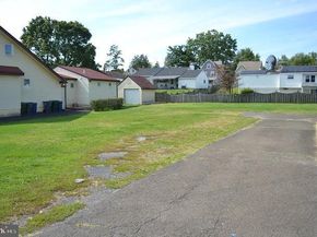 1664 Easton Road, Willow Grove PA 19090