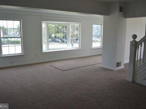 1664 Easton Road, Willow Grove PA 19090