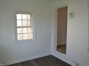 1664 Easton Road, Willow Grove PA 19090