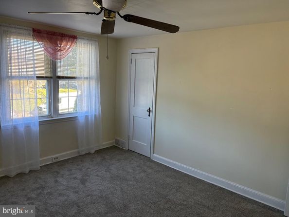 316 Westmont Drive, Collingdale PA 19023