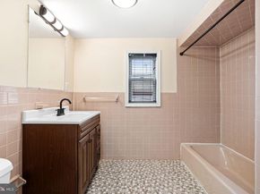 1019 Daly Street, Philadelphia PA 19148