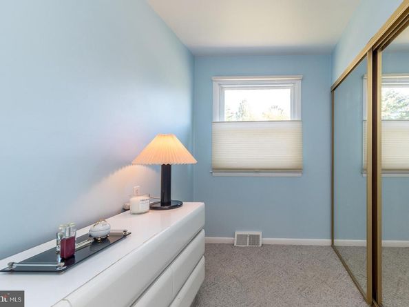 1212 Duncan Drive, Dresher PA 19025