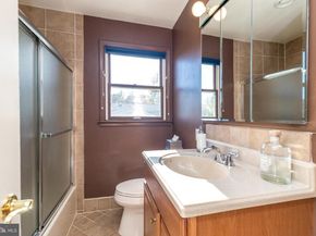 1212 Duncan Drive, Dresher PA 19025