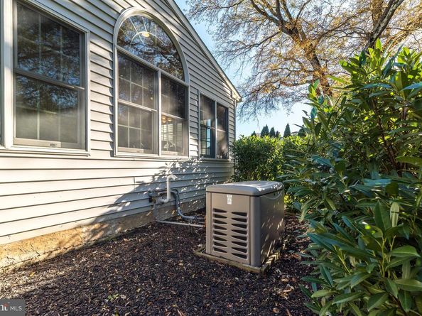 1212 Duncan Drive, Dresher PA 19025