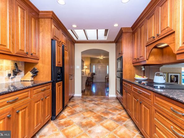 1212 Duncan Drive, Dresher PA 19025