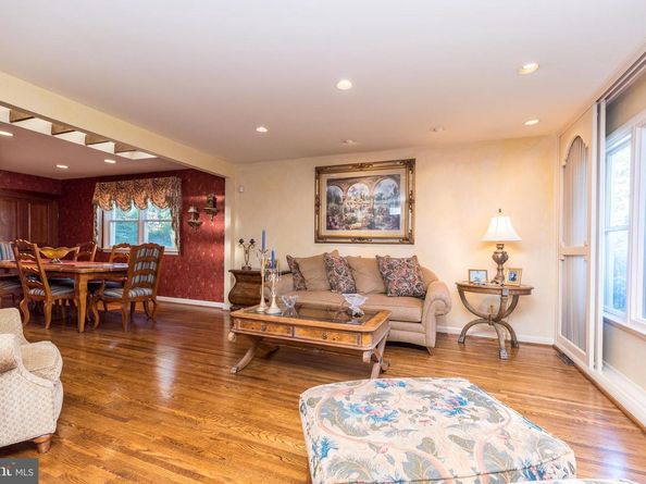 1212 Duncan Drive, Dresher PA 19025
