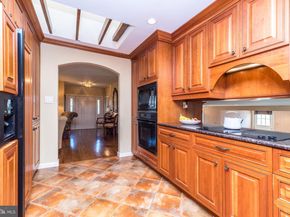 1212 Duncan Drive, Dresher PA 19025