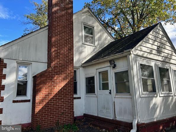 2506 State Road, Croydon PA 19021