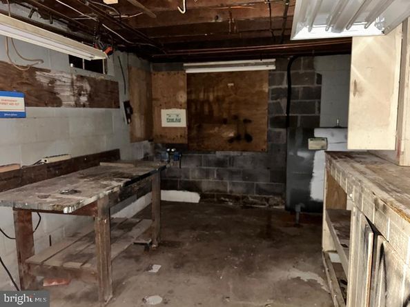 2506 State Road, Croydon PA 19021