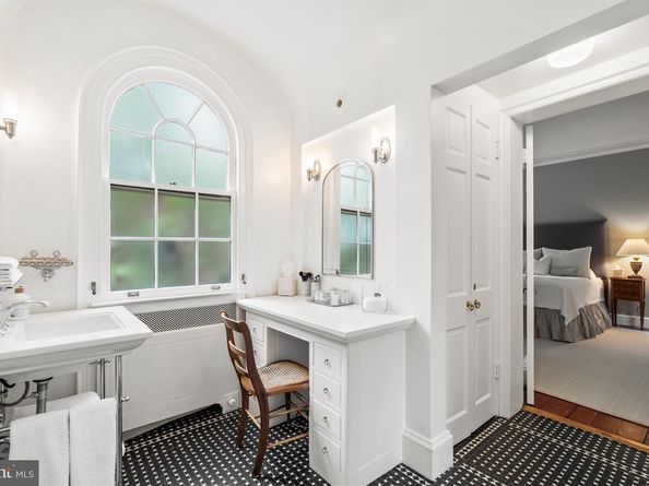 1671 31st Street NW, Washington DC 20007