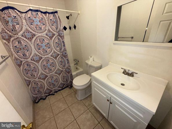 5823 Akron Street, Philadelphia PA 19149