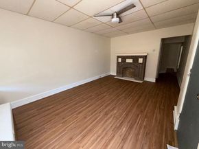 5823 Akron Street, Philadelphia PA 19149