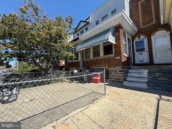 5823 Akron Street