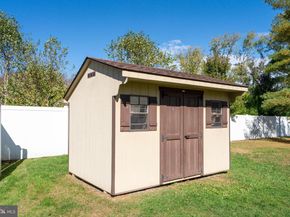 1674 N Wales Road, Blue Bell PA 19422