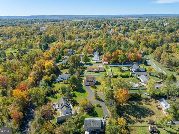 1674 N Wales Road, Blue Bell PA 19422