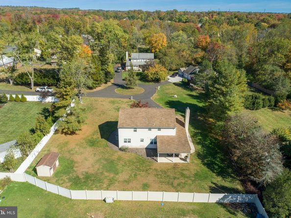 1674 N Wales Road, Blue Bell PA 19422