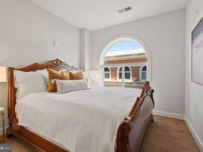 625 Slaters Lane 401, Alexandria VA 22314