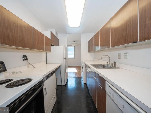 1919 Chestnut Street 904, Philadelphia PA 19103