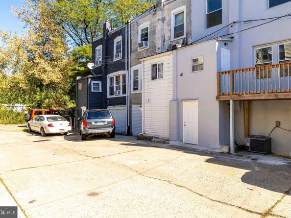 617 E Brinton Street, Philadelphia PA 19138