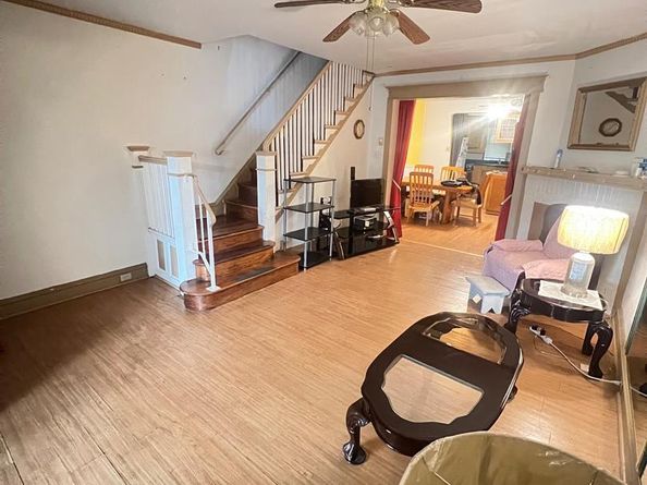 5821 Warrington Avenue, Philadelphia PA 19143