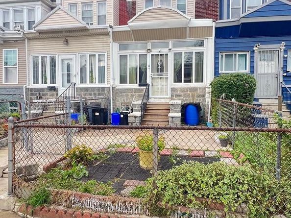 5821 Warrington Avenue, Philadelphia PA 19143