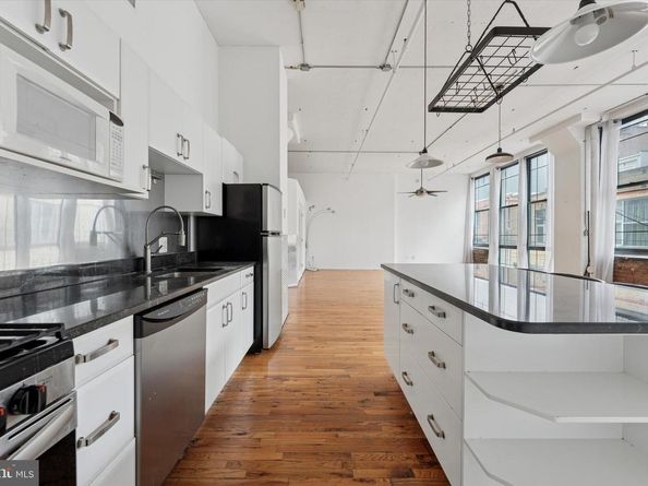 314 N 12TH Street 204, Philadelphia PA 19107