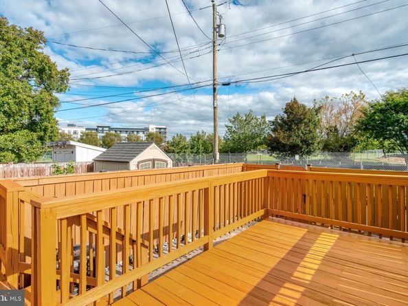 523 Duncan Avenue, Alexandria VA 22301