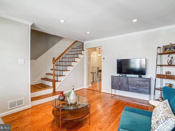 523 Duncan Avenue, Alexandria VA 22301