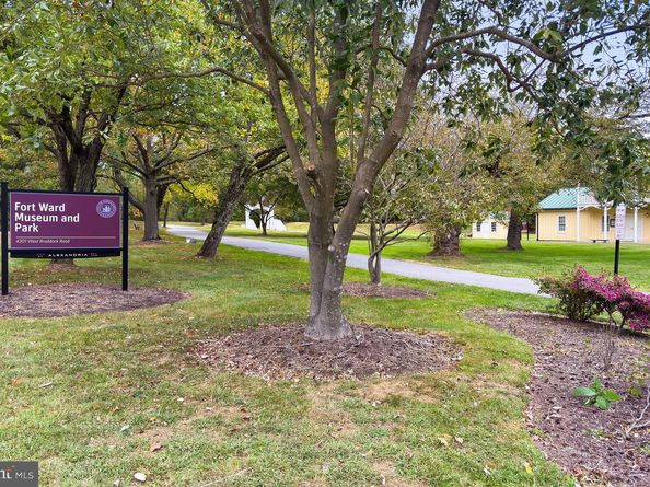 3827 Keller Avenue, Alexandria VA 22302