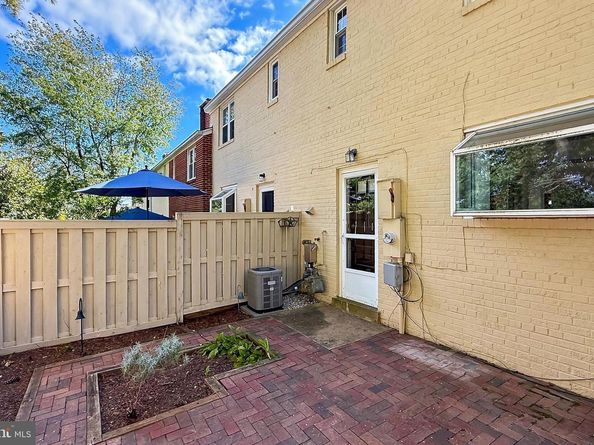 3827 Keller Avenue, Alexandria VA 22302