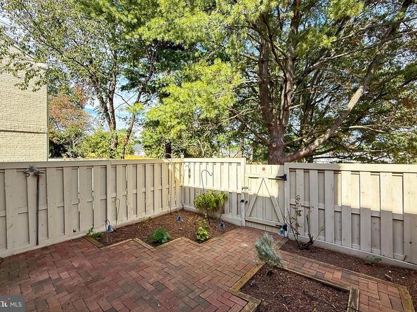 3827 Keller Avenue, Alexandria VA 22302