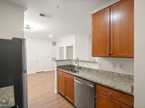4860 Eisenhower Avenue 180, Alexandria VA 22304